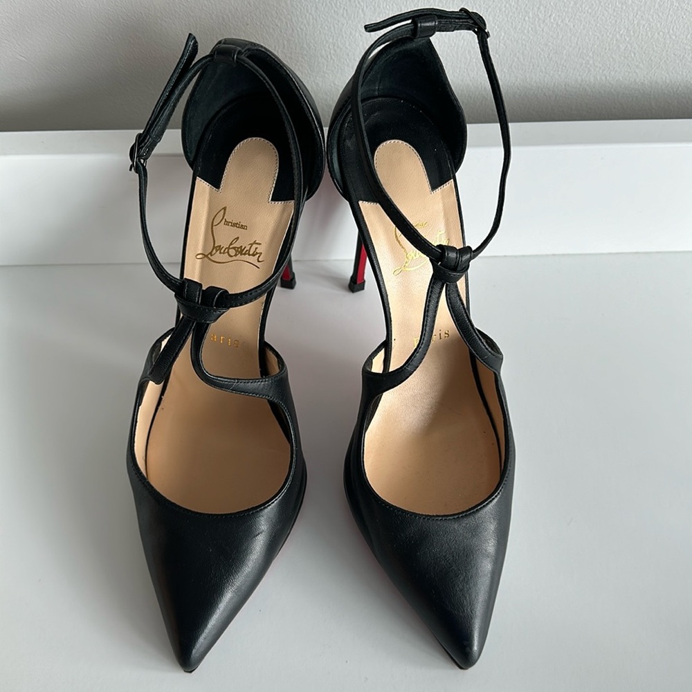 Christian louboutin size 40 heels